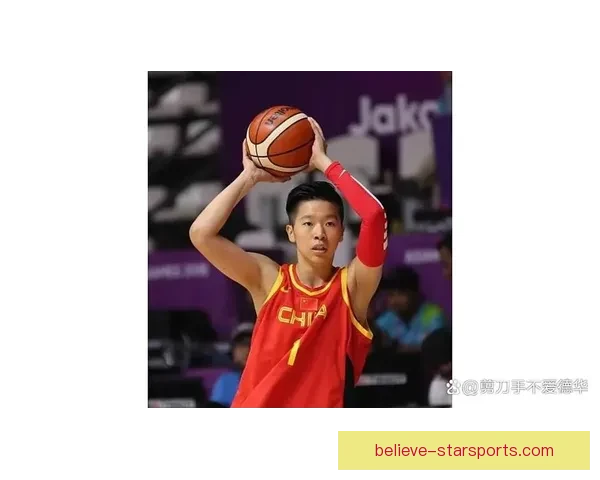中国篮球队备战世界杯新征程，年轻球员崭露头角，老将发挥关键作用